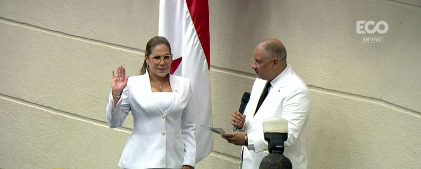 Shirley Castañedas gana la presidencia de la Asamblea Nacional Shirley Castañedas gana la presidencia de la Asamblea Nacional