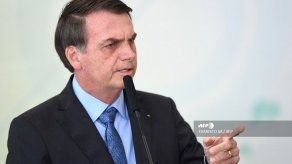 Bolsonaro llama a periodistas especie en extinción