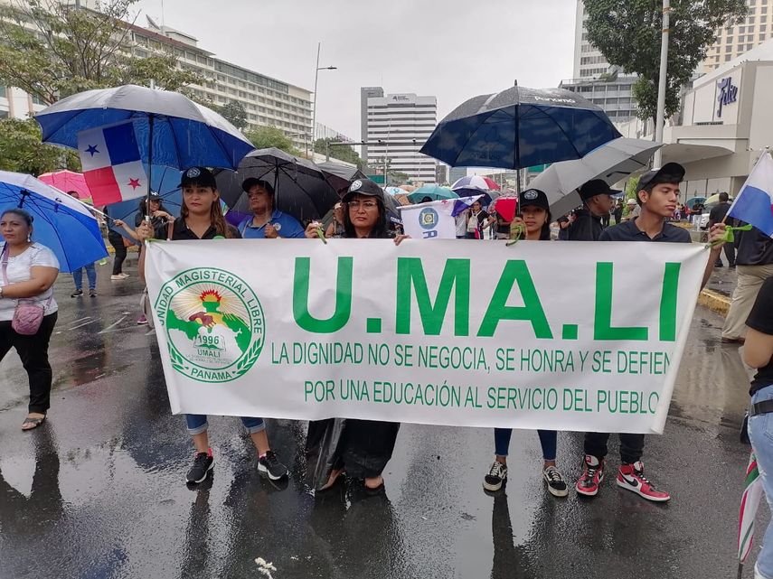 Los docentes seguirán con sus medidas. Los docentes seguirán con sus medidas.