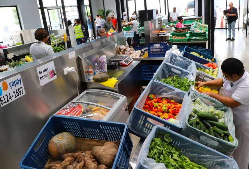 En vísperas de la Semana Santa, la Alcaldía de Panamá anunció horarios especiales de atención en los principales mercados municipales del distrito capital, con el objetivo de asegurar que los ciudadanos puedan acceder a productos frescos, de calidad y a precios accesibles. En vísperas de la Semana Santa, la Alcaldía de Panamá anunció horarios especiales de atención en los principales mercados municipales del distrito capital, con el objetivo de asegurar que los ciudadanos puedan acceder a productos frescos, de calidad y a precios accesibles.