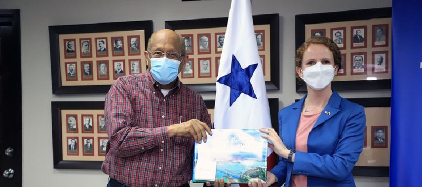 Canadá revisa oportunidades de inversiones en Panamá