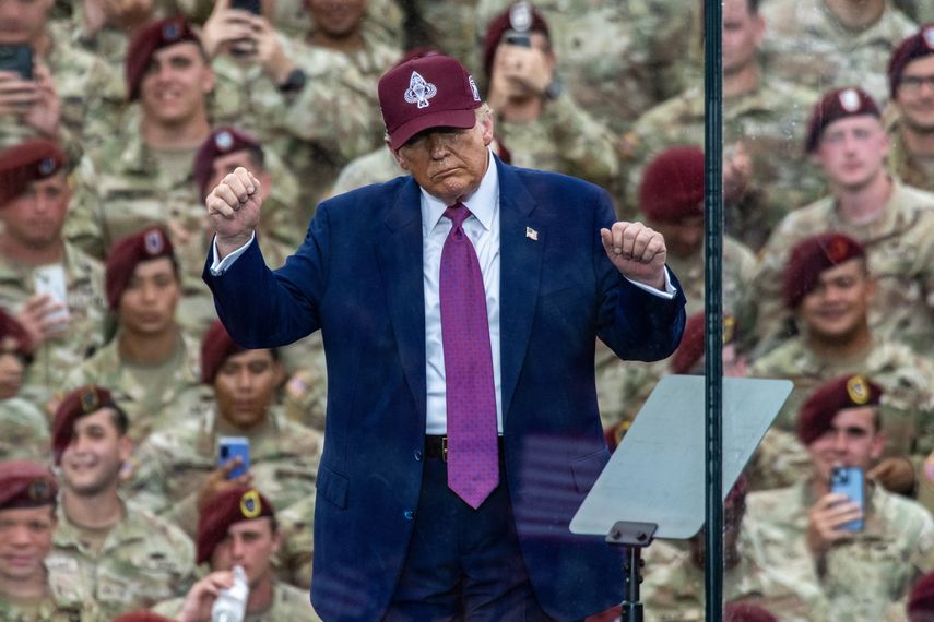 Trump anuncia aranceles del 55 % a China como parte de nuevo acuerdo comercial