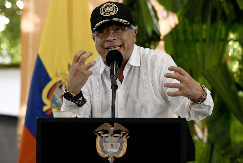 Trump anuncia el fin de la ayuda a Colombia por "fomentar" la producción de drogas Trump anuncia el fin de la ayuda a Colombia por "fomentar" la producción de drogas