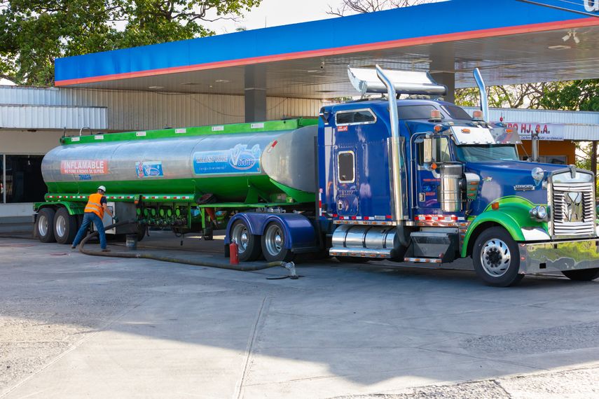 ¡Atención! Precios de los combustibles aumentarán desde este viernes