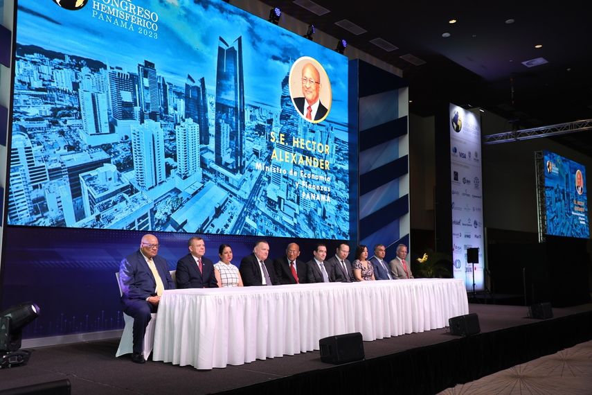 MEF recalca la importancia contra blanqueo de capitales