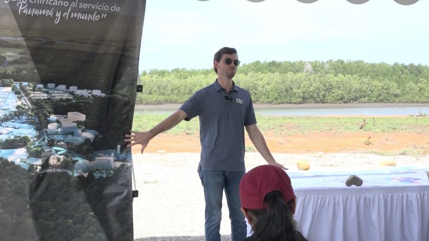 Al ingresar hacia el proyecto las embarcaciones serán maniobradas por operadores que previamente serán entrenados en Chiriquí.