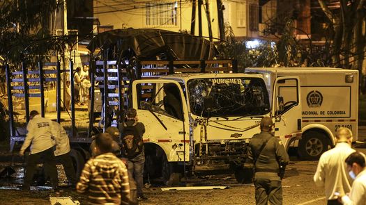 Colombia: Al menos 11 policías heridos en atentado explosivo