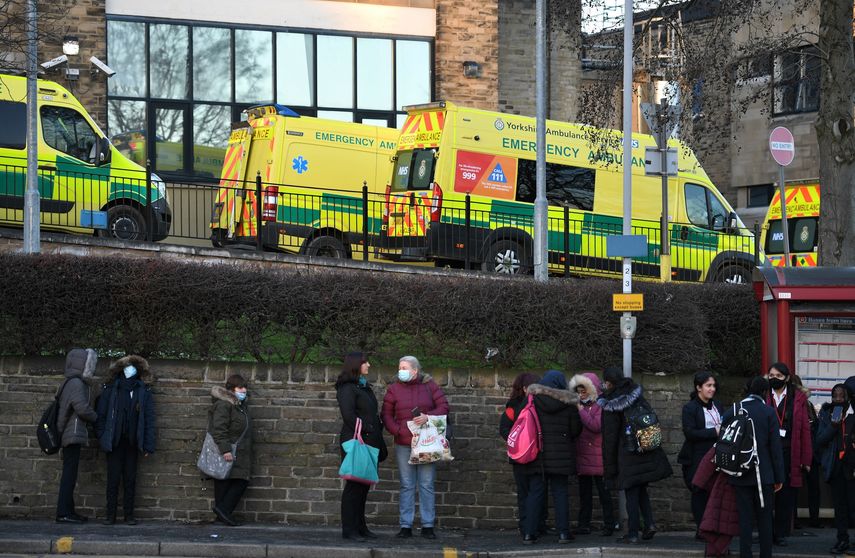 Inglaterra suprime test covid obligatorios para visitantes