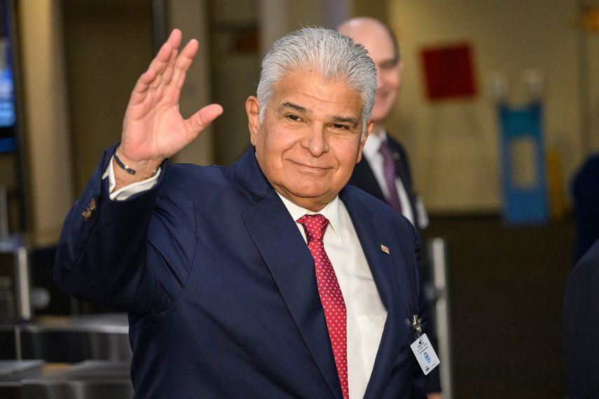 Mulino felicita a Rodrigo Paz por su triunfo en las elecciones presidenciales de Bolivia