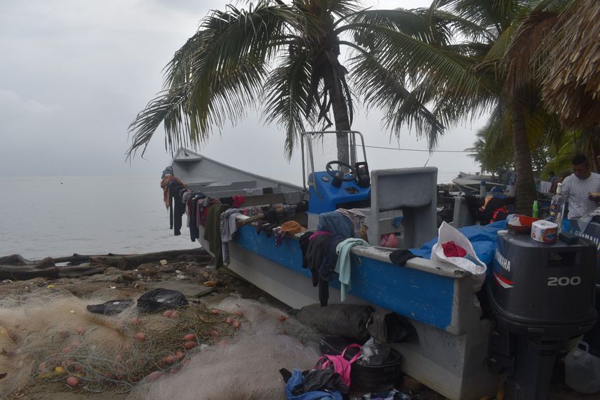 Naufragio de una embarcación con 18 migrantes en Colombia deja al menos un muerto