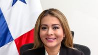 Xenia Vásquez, fue secretaria general de la Contraloría. Xenia Vásquez, fue secretaria general de la Contraloría.