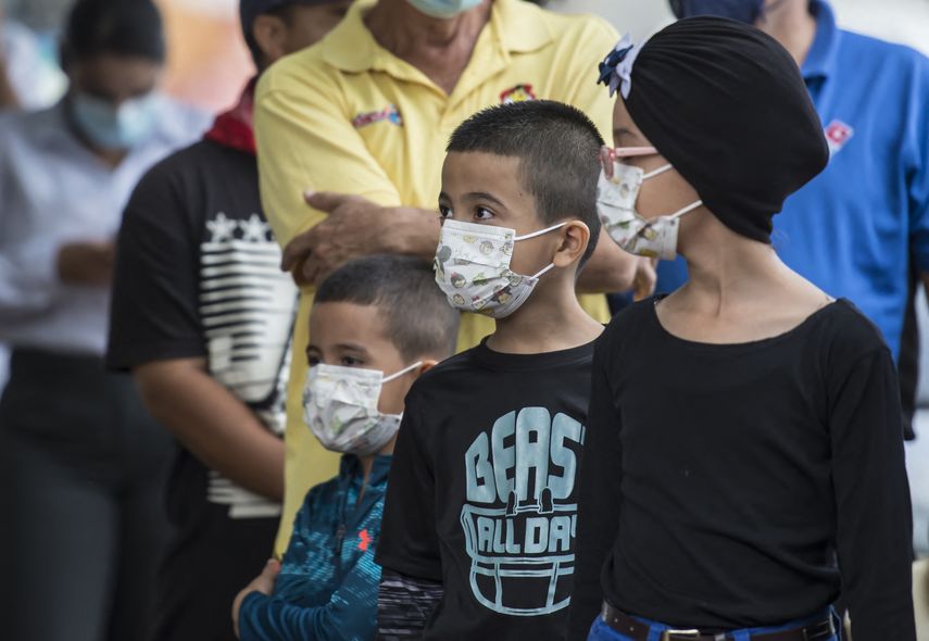 Nicaragua vacuna a niños y jóvenes con dosis cubanas y rusas