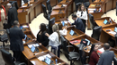 En la Asamblea Nacional se dieron nuevas reacciones. En la Asamblea Nacional se dieron nuevas reacciones.