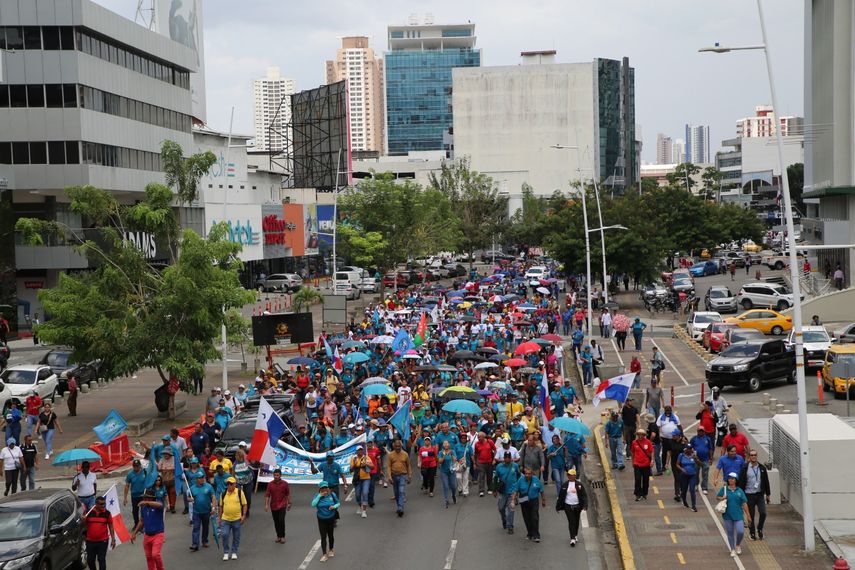 Gremios docentes a huelga indefinida nacional a partir del próximo 23 de abril