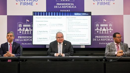 Más de 17 mil estudiantes de la comarca Ngäbe Buglé se beneficiarán directamente con la construcción de 50 puentes tipo zarzo, una obra que busca garantizar el acceso seguro a la educación y mejorar la conectividad de comunidades históricamente vulnerables. Más de 17 mil estudiantes de la comarca Ngäbe Buglé se beneficiarán directamente con la construcción de 50 puentes tipo zarzo, una obra que busca garantizar el acceso seguro a la educación y mejorar la conectividad de comunidades históricamente vulnerables.