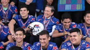 Cortizo recibió a campeones del Torneo Internacional de fútbol americano