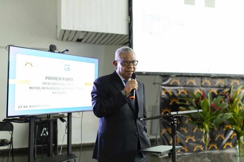 ETESA presentó ante la Junta Directiva de la SPIA un resumen sobre el estatus en que se encuentran los proyectos de transmisión eléctrica en el país. ETESA presentó ante la Junta Directiva de la SPIA un resumen sobre el estatus en que se encuentran los proyectos de transmisión eléctrica en el país.