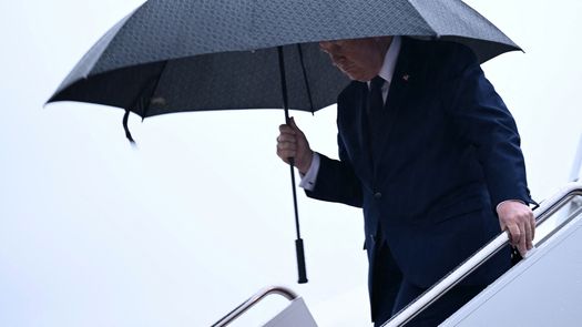 Donald Trump moderó este domingo las expectativas de un acuerdo inminente con Irán para poner fin a la guerra en Oriente Medio, pese a que ambas partes reportaron progresos en las negociaciones.