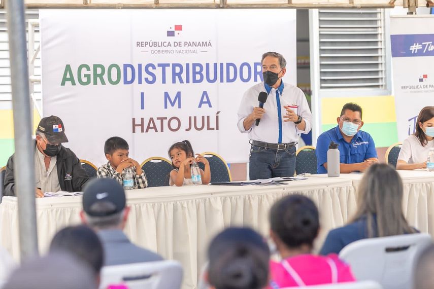 Cortizo inaugura primera Agrodistribuidora de alimentos
