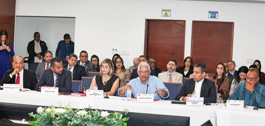 Otro golpe a los independientes en la Comisión de Reformas Electorales