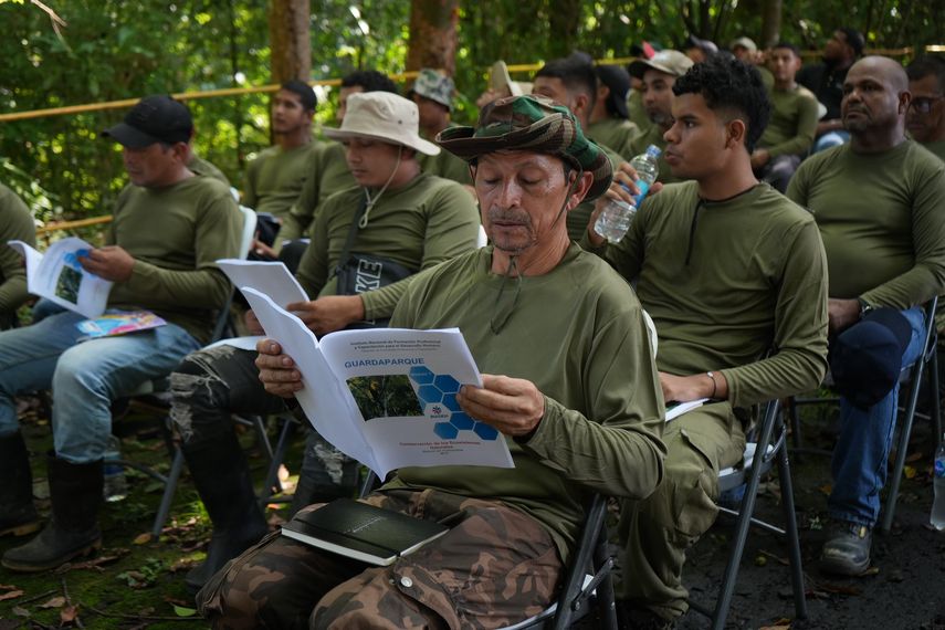 MiAmbiente lanza primer curso de adiestramiento para guardaparques en Panamá