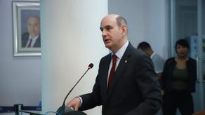 El ministro Felipe Chapman participó de las consultas del proyecto de Sustancia Económica.