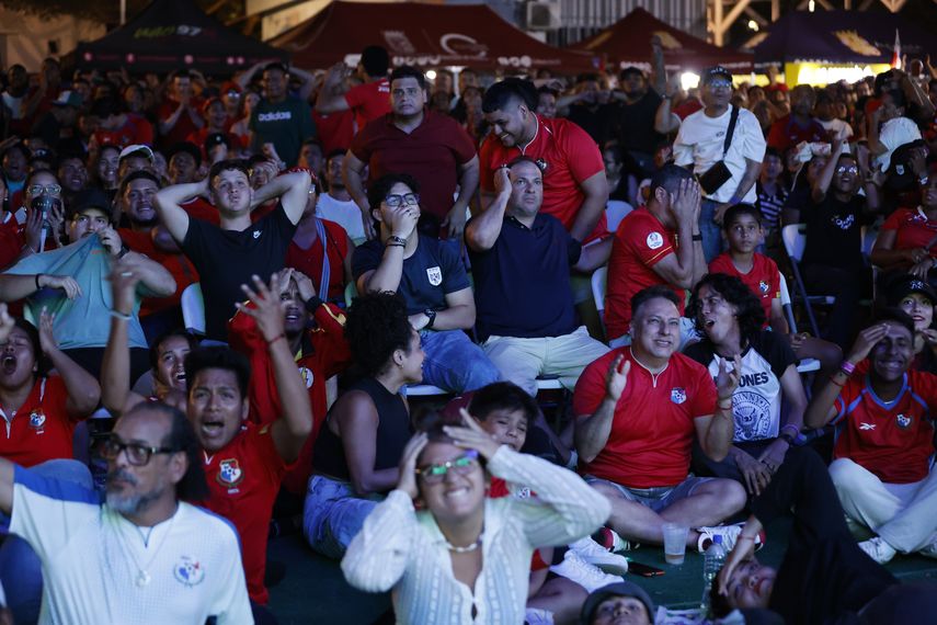 Panameños, contentos pese a derrota ante México en la Liga de Naciones