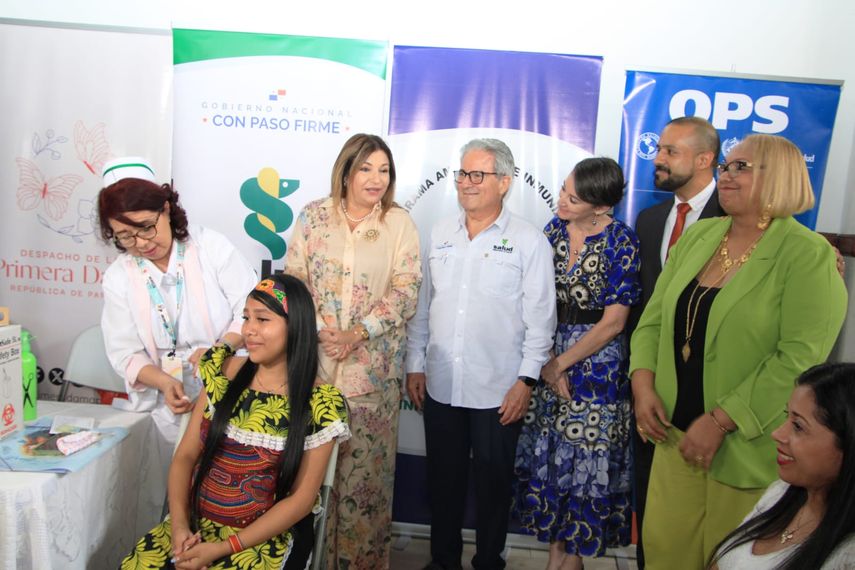 La vacuna estará disponible en Panamá de forma gratuita en todos los centros de salud, policlínicas del Minsa y la CSS. La vacuna estará disponible en Panamá de forma gratuita en todos los centros de salud, policlínicas del Minsa y la CSS.