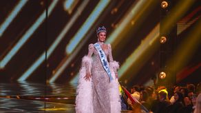 La tailandesa Opal Suchata Chuangsri gana el Miss Mundo