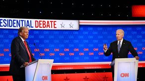 Biden y Trump se enfrentaron sobre inflación y migración en primer debate presidencial