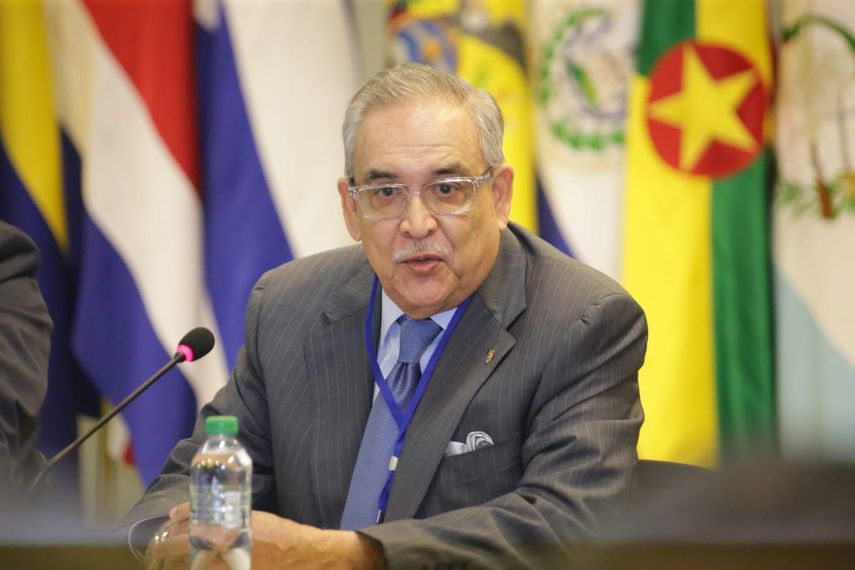 Juan Urriola renuncia a la Secretaría de Energía en medio de debate sobre biocombustibles