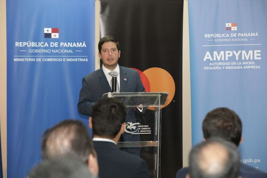 En nombre de Mastercard, el acuerdo fue firmado por Germán Rosón, gerente de país de Mastercard Panamá y Belice.