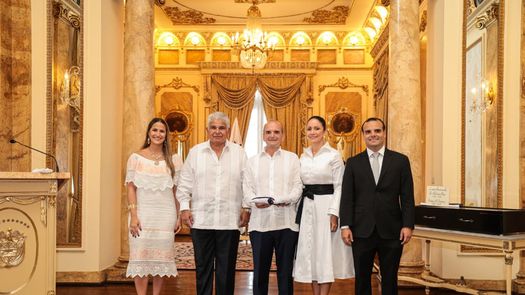 Mulino recibe al presidente electo de Bolivia, Rodrigo Paz, en el Palacio de las Garzas Mulino recibe al presidente electo de Bolivia, Rodrigo Paz, en el Palacio de las Garzas