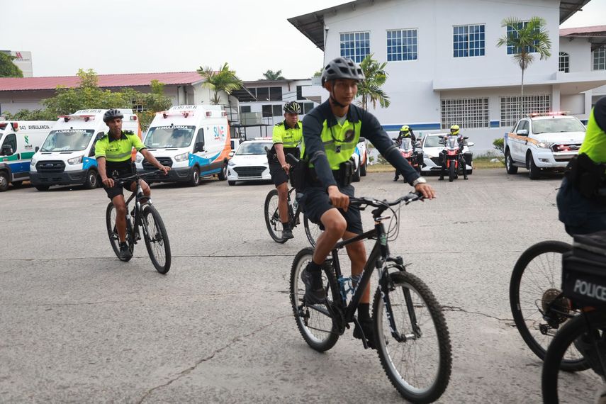 La “Operación Semana Santa 2024”, que garantizará la seguridad de los viajeros hacia el interior del país y acciones policiales de vigilancia en zonas residenciales y comerciales en el país. La “Operación Semana Santa 2024”, que garantizará la seguridad de los viajeros hacia el interior del país y acciones policiales de vigilancia en zonas residenciales y comerciales en el país.