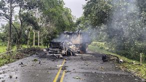 Ataque con explosivos contra base militar causa 27 heridos en Colombia