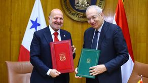 Zona Libre de Colón y Zona Económica del Canal de Suez firman acuerdo de cooperación