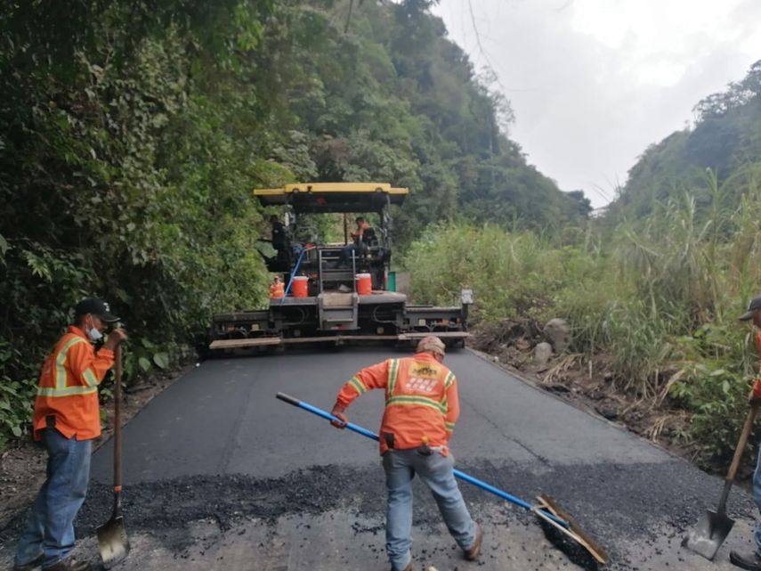 Con estos cuatro caminos de producción agropecuaria asfaltados