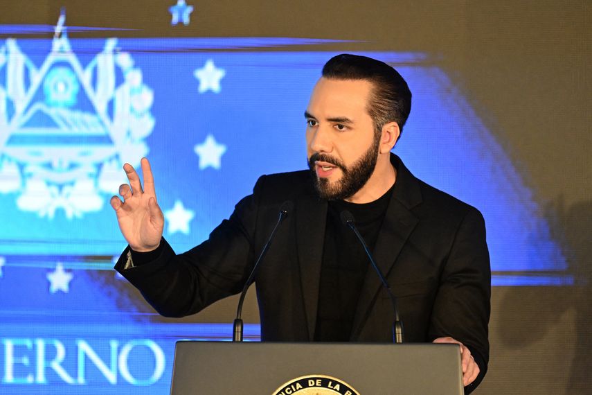 El presidente de El Salvador, Nayib Bukele, rechazó este domingo que la aprobación en El Salvador de la reelección presidencial indefinida sea el El presidente de El Salvador, Nayib Bukele, rechazó este domingo que la aprobación en El Salvador de la reelección presidencial indefinida sea el