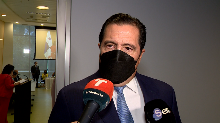 Martín Torrijos evalúa postularse en Partido Popular