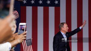 Bloomberg se retira de carrera demócrata a Casa Blanca y apoya a Biden