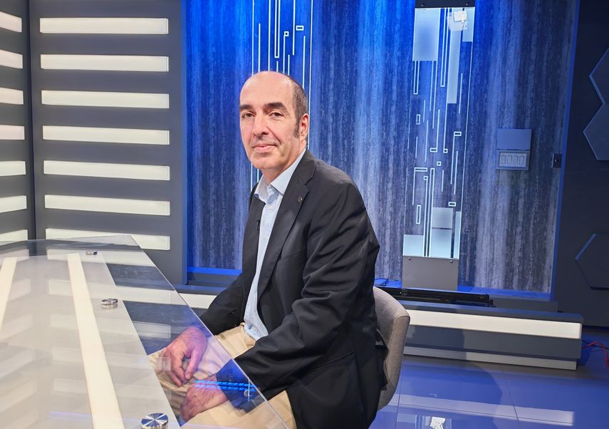 CIEPS: Encuesta revela prioridades ciudadanas entre democracia y ambiente