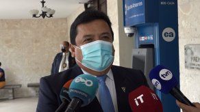 Dijo quie algunos quisieron aprovecharse del momento político tras su salida