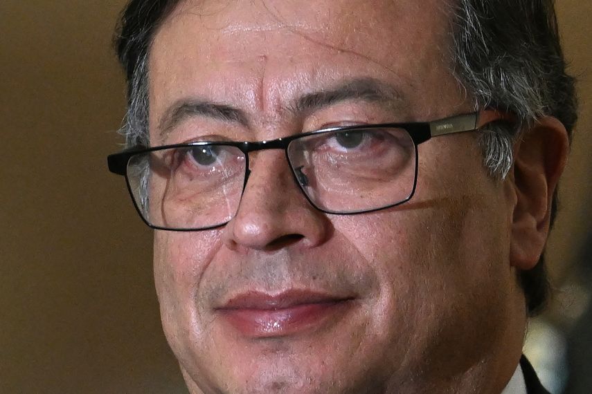 &nbsp;Gustavo Petro propone nuevas reformas en medio de crisis