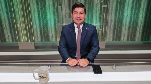 Jorge Bloise advierte crisis estructural en educación y urge reforma integral Jorge Bloise advierte crisis estructural en educación y urge reforma integral