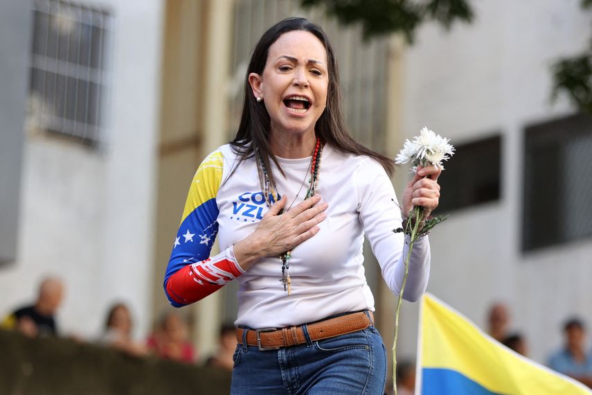 María Corina Machado pide apoyo internacional para sacar a Maduro del poder