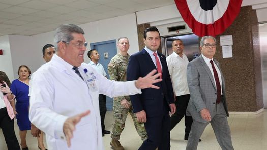 El Comando Sur, colabora con el Ministerio de Salud. El Comando Sur, colabora con el Ministerio de Salud.