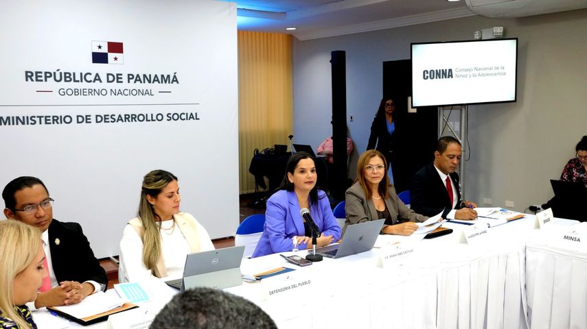 Mides presenta resultados en la transformación de la niñez