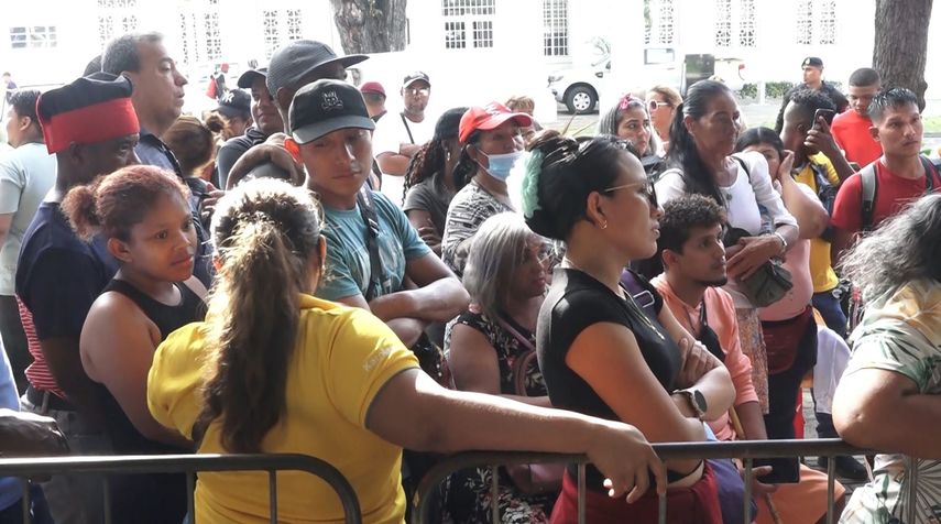 Alcaldía de Panamá inició trámite para otorgar permisos de venta en desfiles patrios