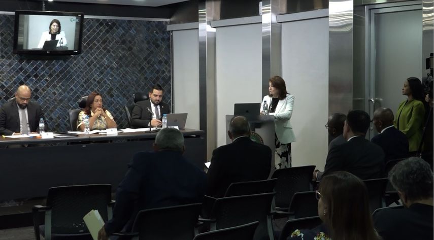 Diputados esperan que cuenta cerrada de la descentralización paralela, sea investigada