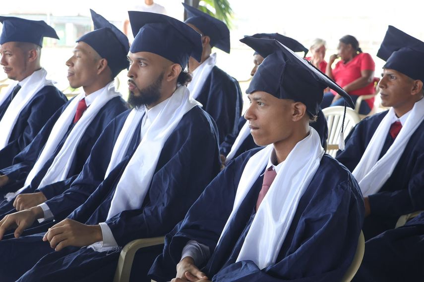 Alrededor de 361 privados de libertad de los centros penitenciarios La Joya